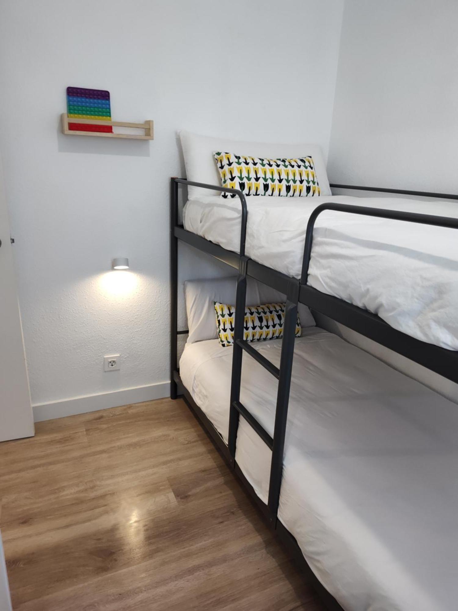 Entero Con Desayuno Incluido Y Parking Gratuito, A 3 Km De Playa Con Aire Acondicionado Apartment *