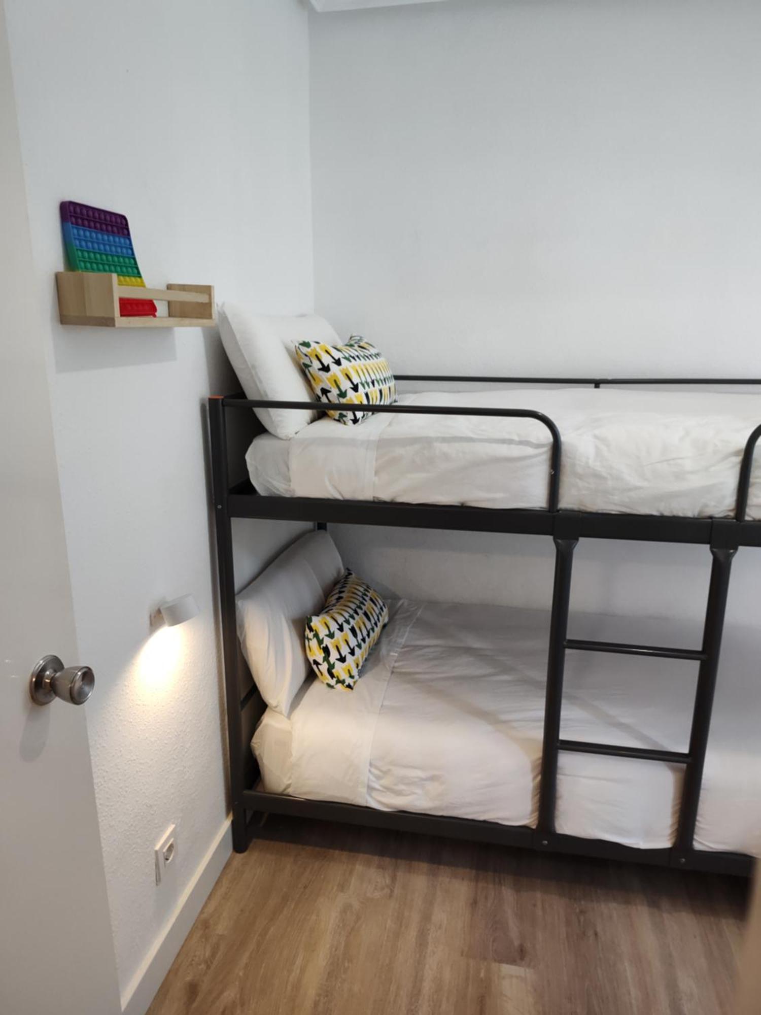 Apartment Entero Con Desayuno Incluido Y Parking Gratuito, A 3 Km De Playa Con Aire Acondicionado Muskiz