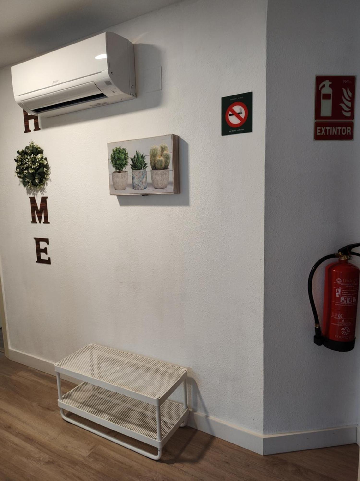 Entero Con Desayuno Incluido Y Parking Gratuito, A 3 Km De Playa Con Aire Acondicionado Apartment *
